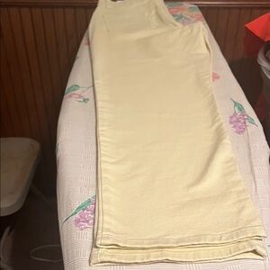 Gloria Vanderbilt Pale Yellow Straight Leg Jeans